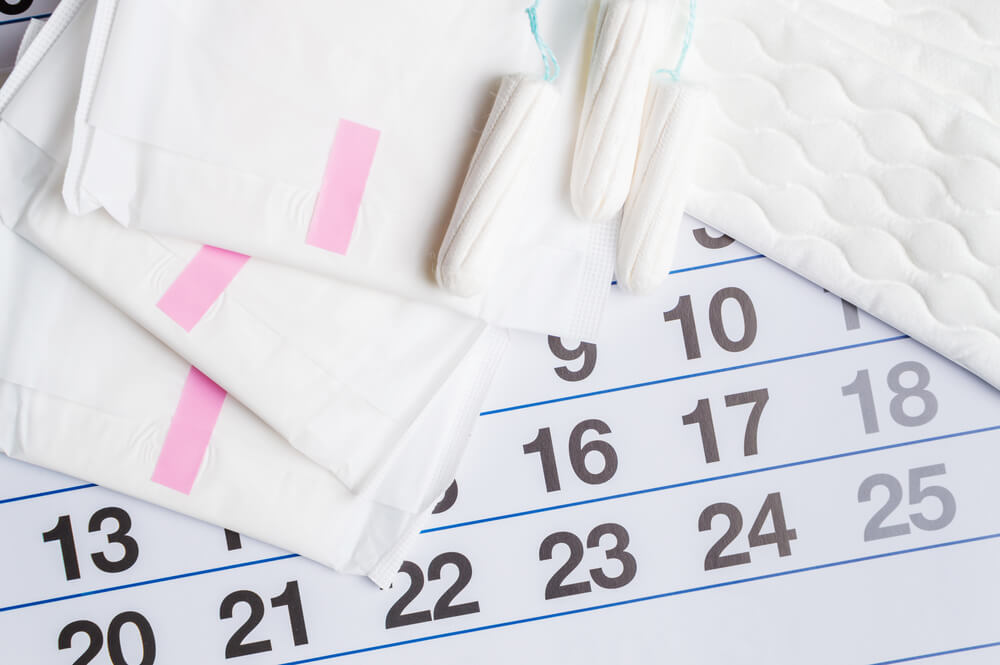 Alterações no ciclo menstrual podem significar patologias como a síndrome do ovário policístico